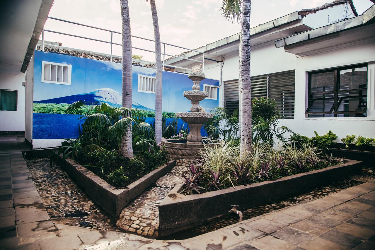 Volcano Hostel เลออน ภายนอก รูปภาพ